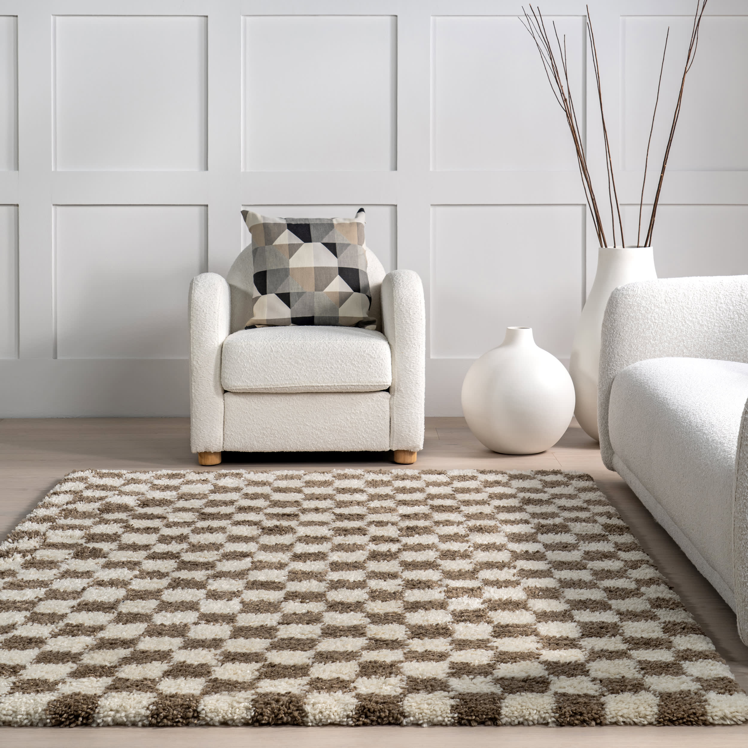 Bettie Retro Checkered Shag Rug | Beige