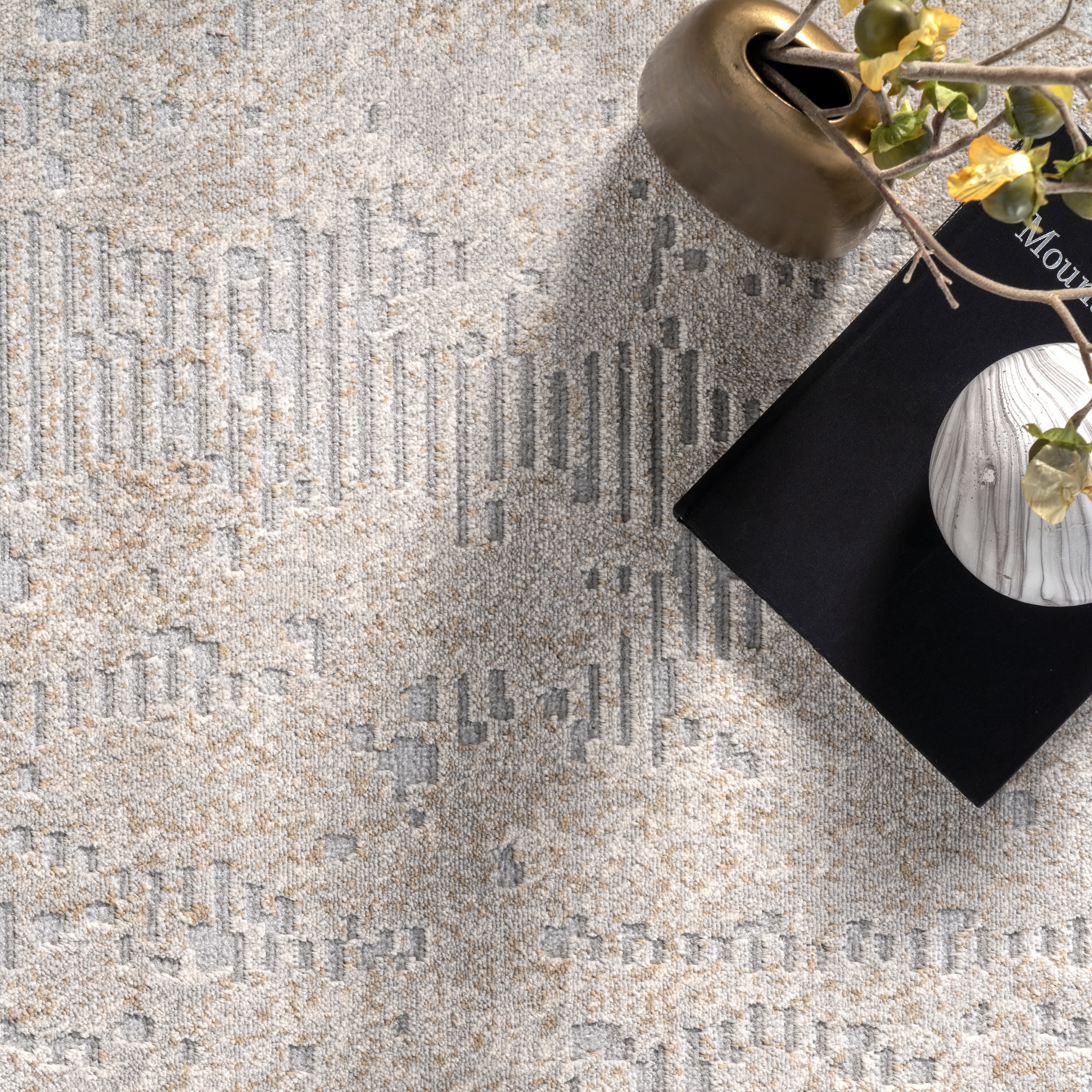 Iris Textured Abstract Rug | Light Grey