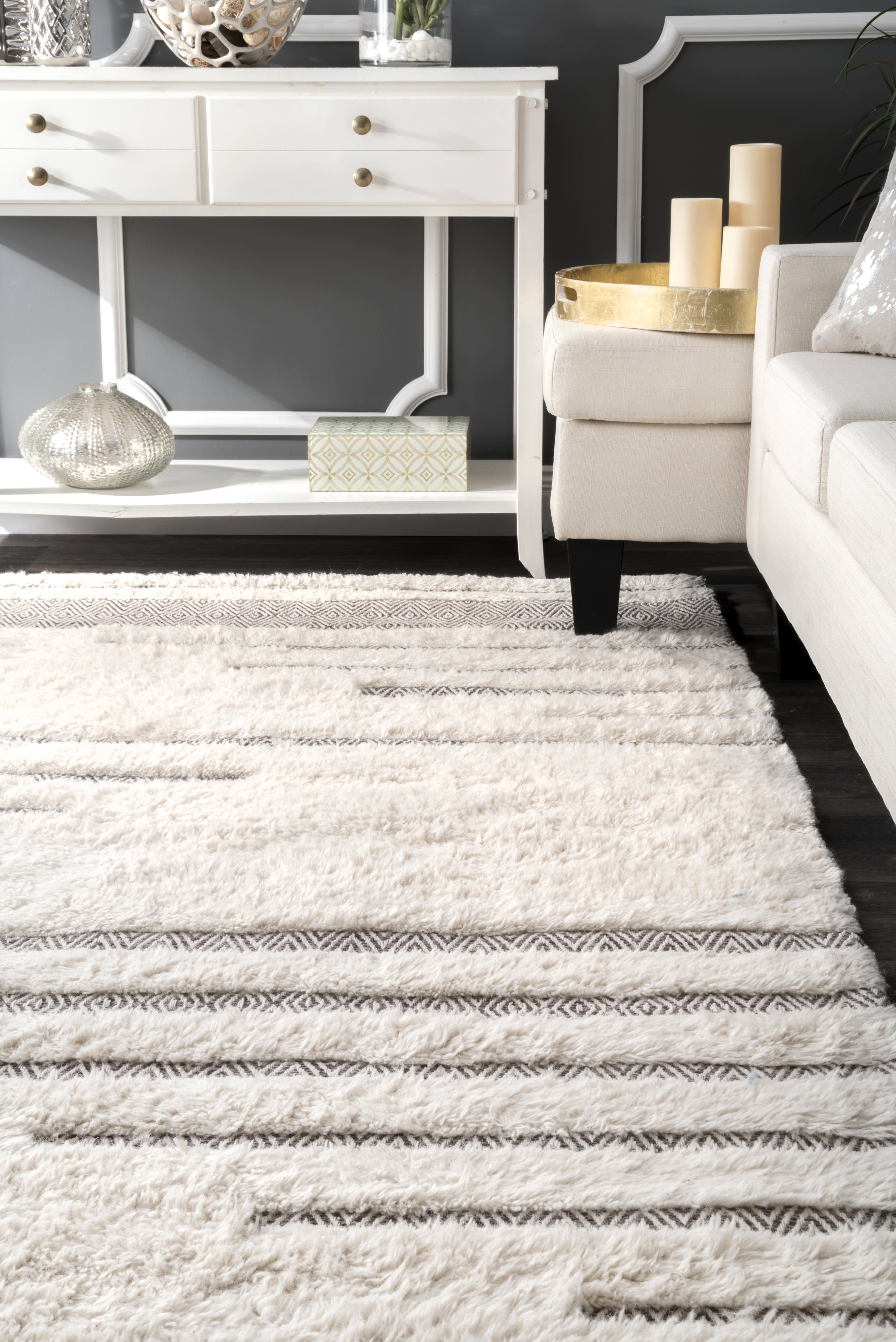 Kaden Textured Diamond Rug | Ivory